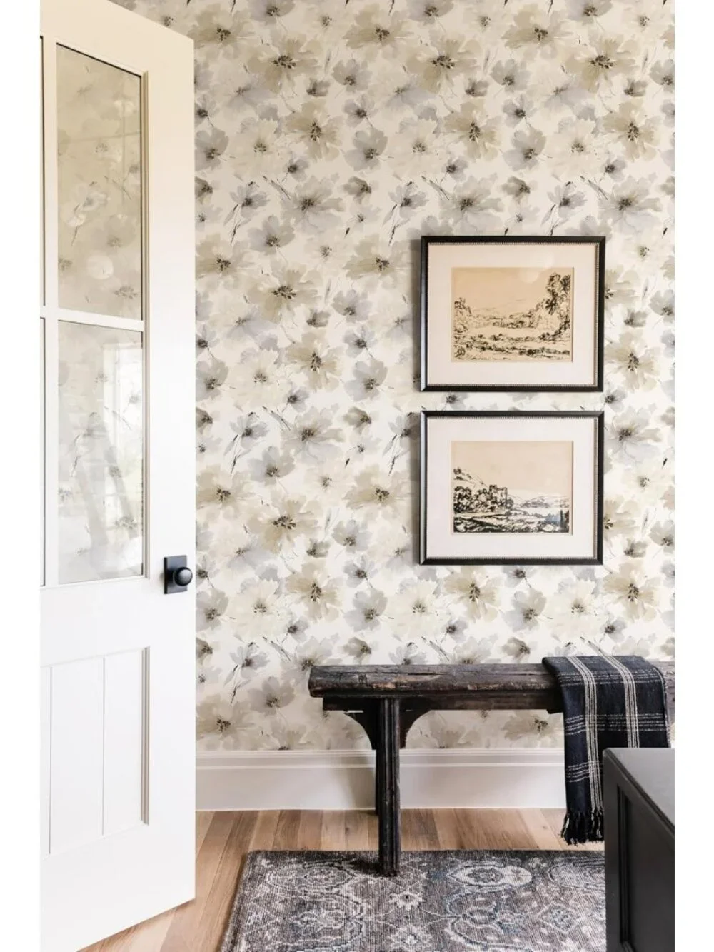 Beige Floral Watercolor Peel and Stick Wallpaper - Vintage Self-Adhesive Decor